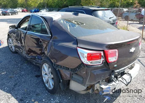 2015 Chevrolet Malibu 2Lt из США, поврежденный, VIN 1G11D5SL2FF218419